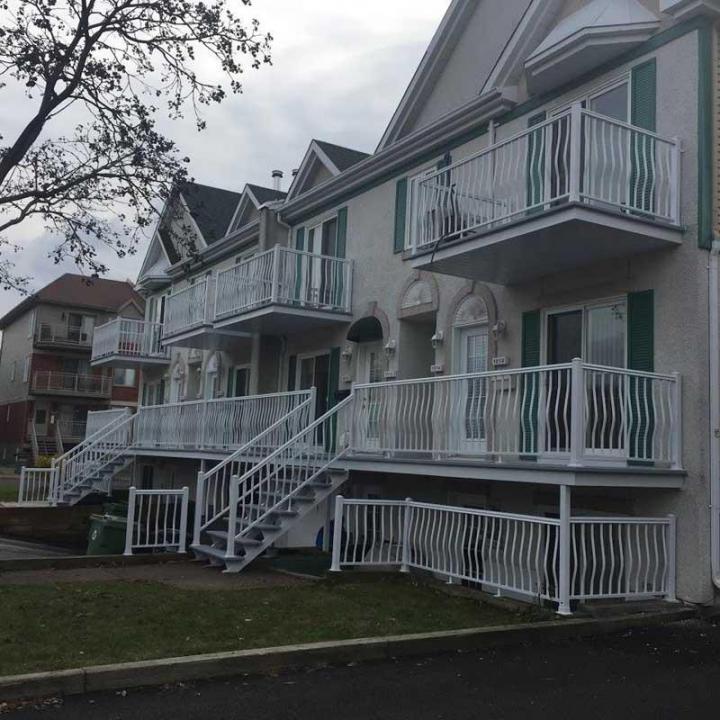 Vente de balcon, Installation de balcon, Rénovation de balcon Montréal