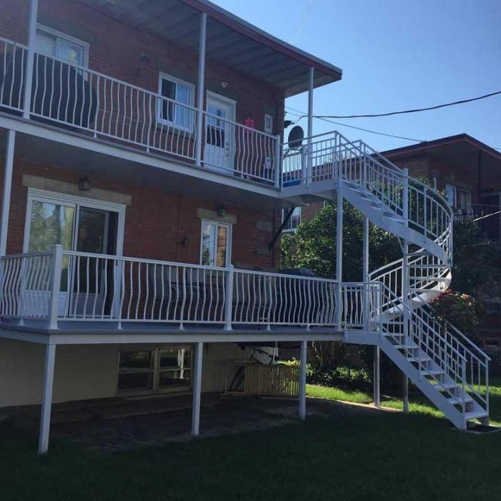 Vente de rampes, Installation de rampes, Rénovation de rampes Saint-Léonard